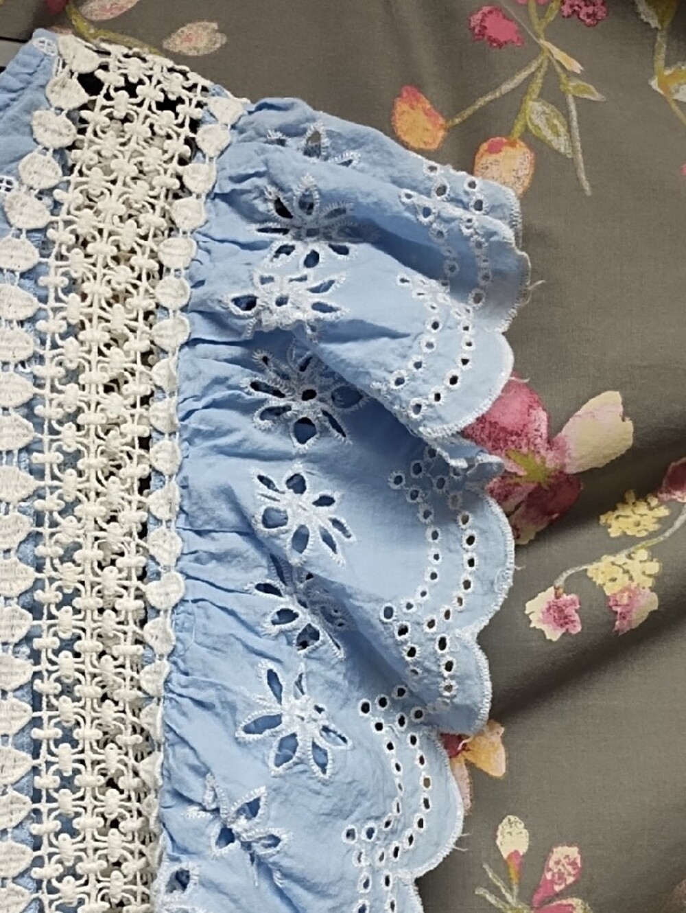 Light Blue Eyelet Lace-Trim Blouse for Women - Picture 3 of 8